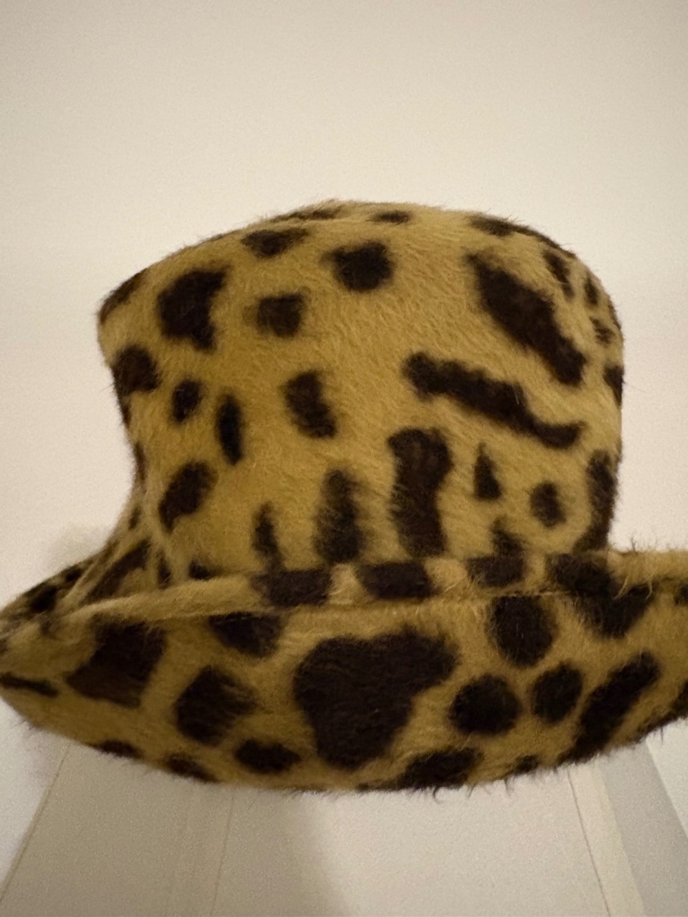 Gorgeous Designer Philip Tracy Hat